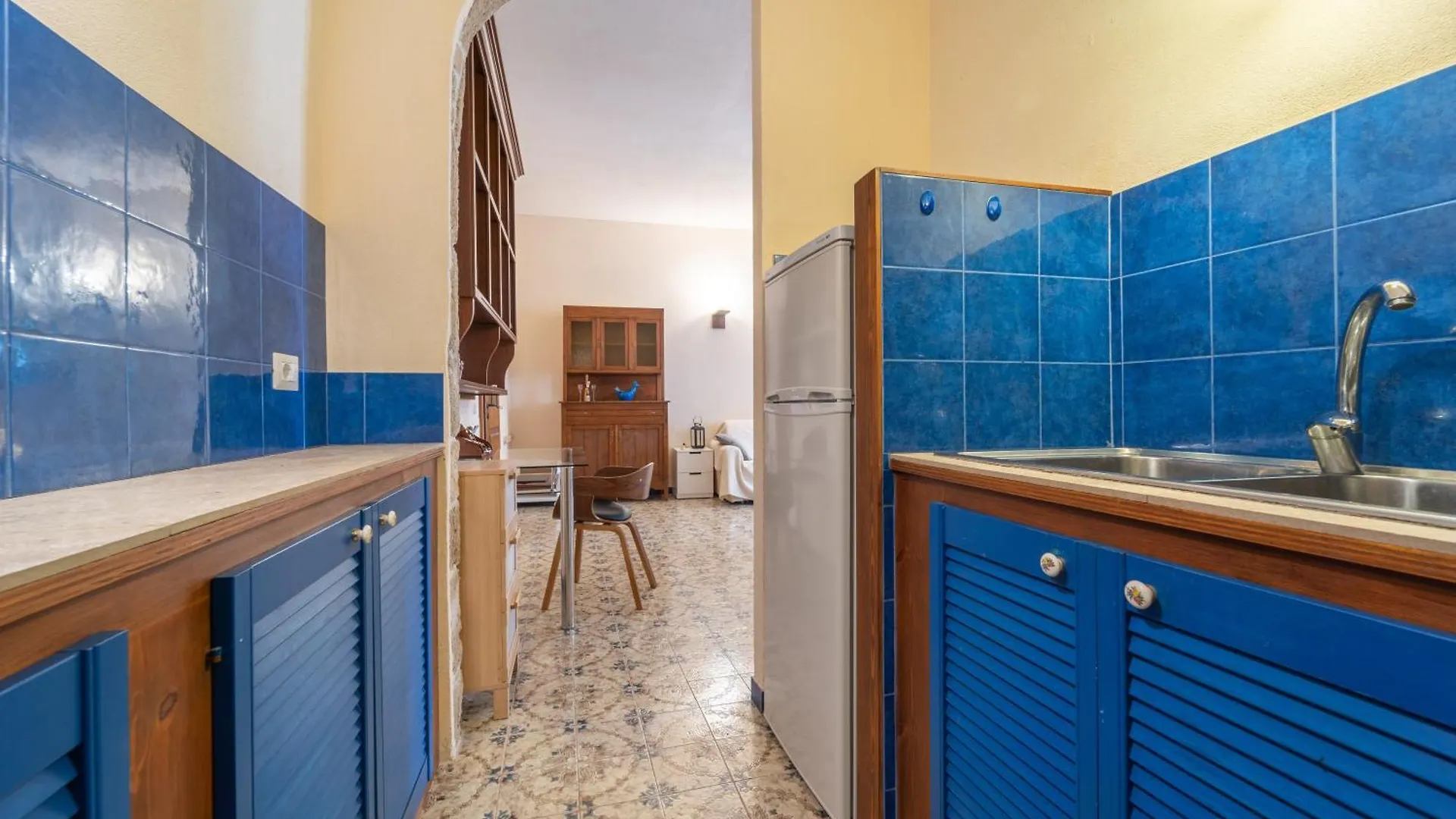 Buranti Guest House Альгеро Италия