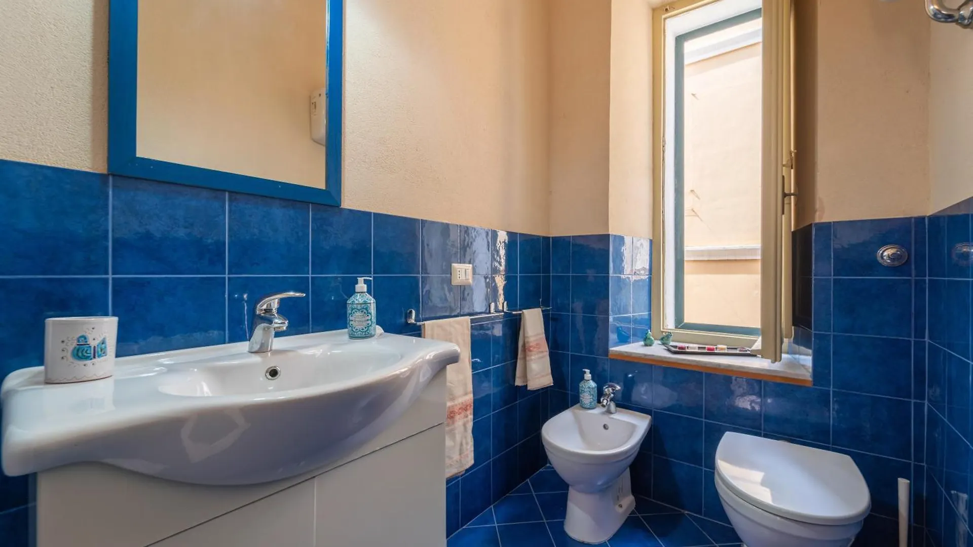 Апартаменты Buranti Guest House Альгеро