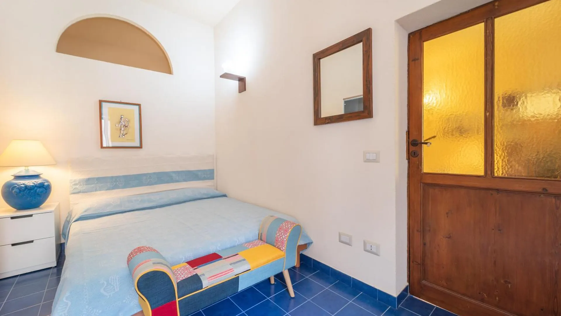 Buranti Guest House Альгеро