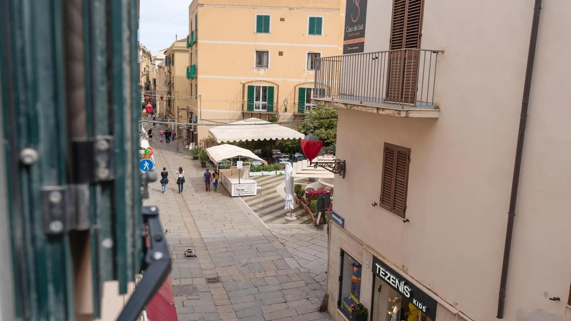 Апартаменты Buranti Guest House Альгеро