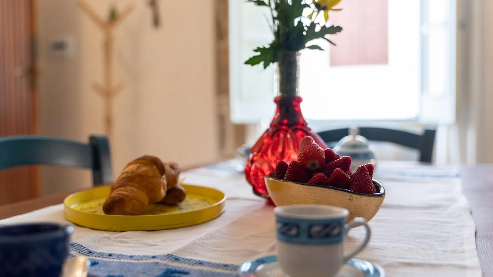Buranti Guest House Альгеро 0*,